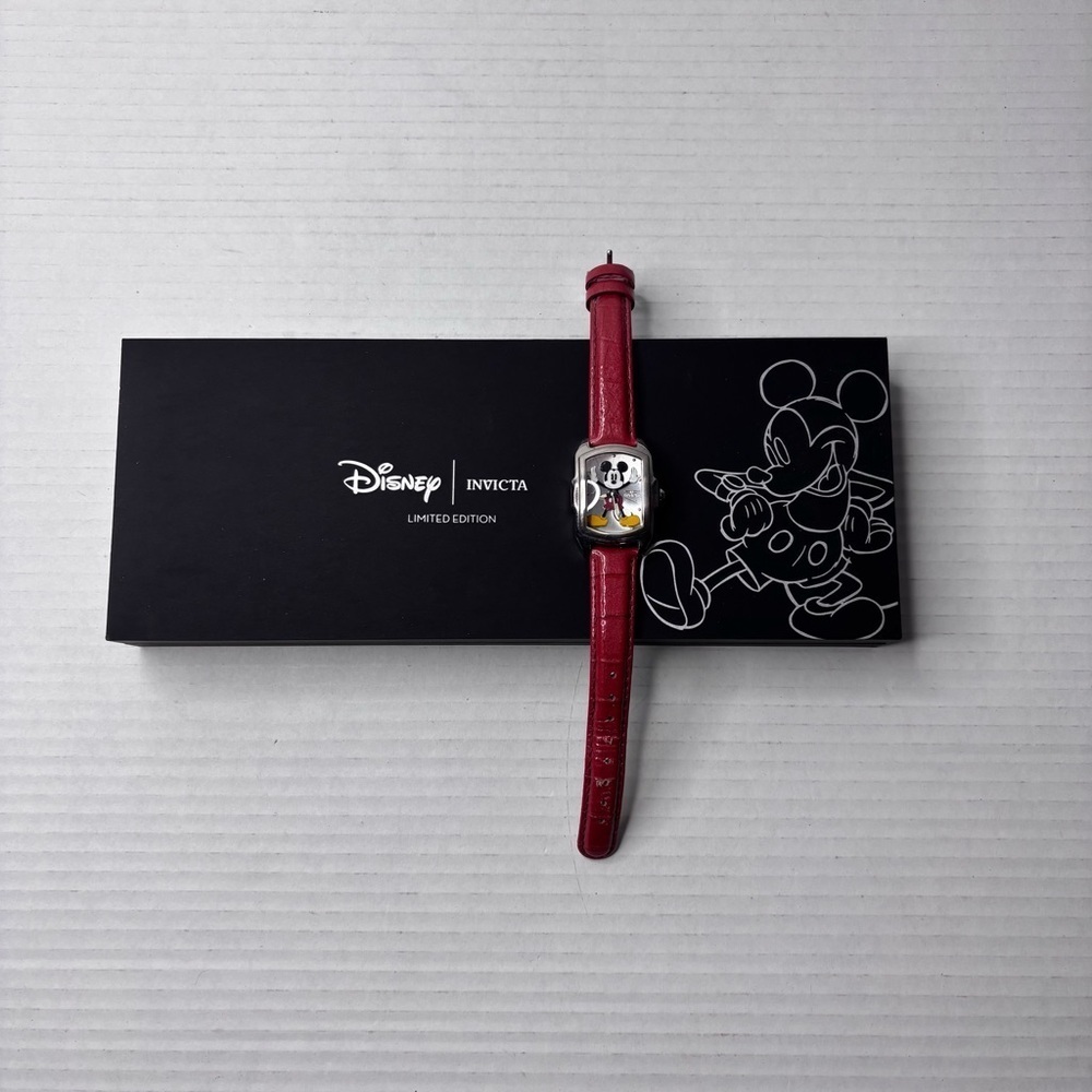 New INVICTA Disney Mickey Mouse Silver Tone Limited Edition Watch Set